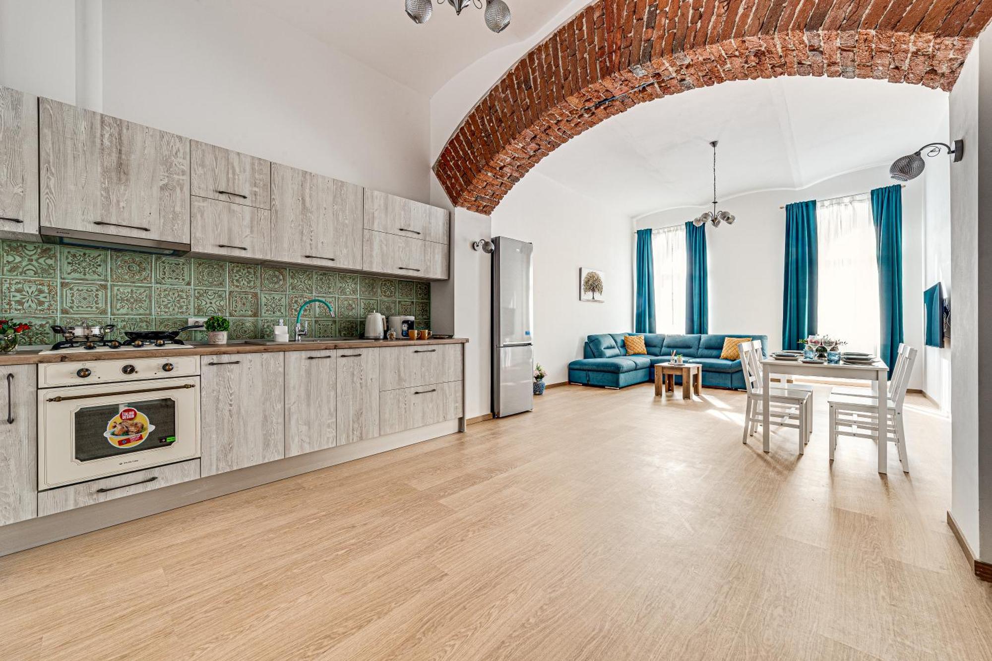 Ari Central Grand Apartments - Luxurious Stay アラド エクステリア 写真