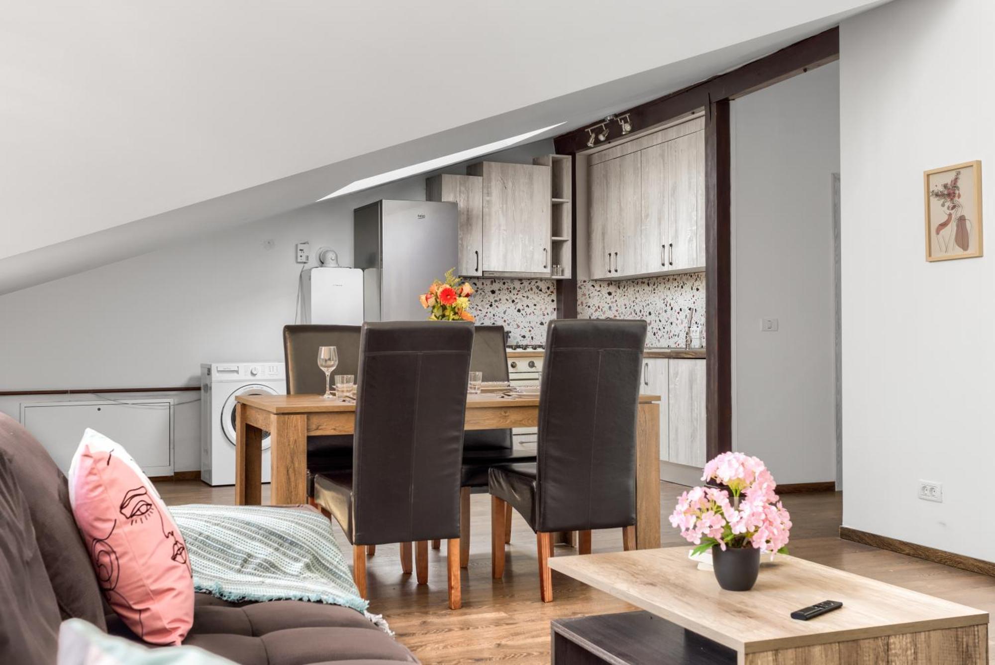 Ari Central Grand Apartments - Luxurious Stay アラド エクステリア 写真