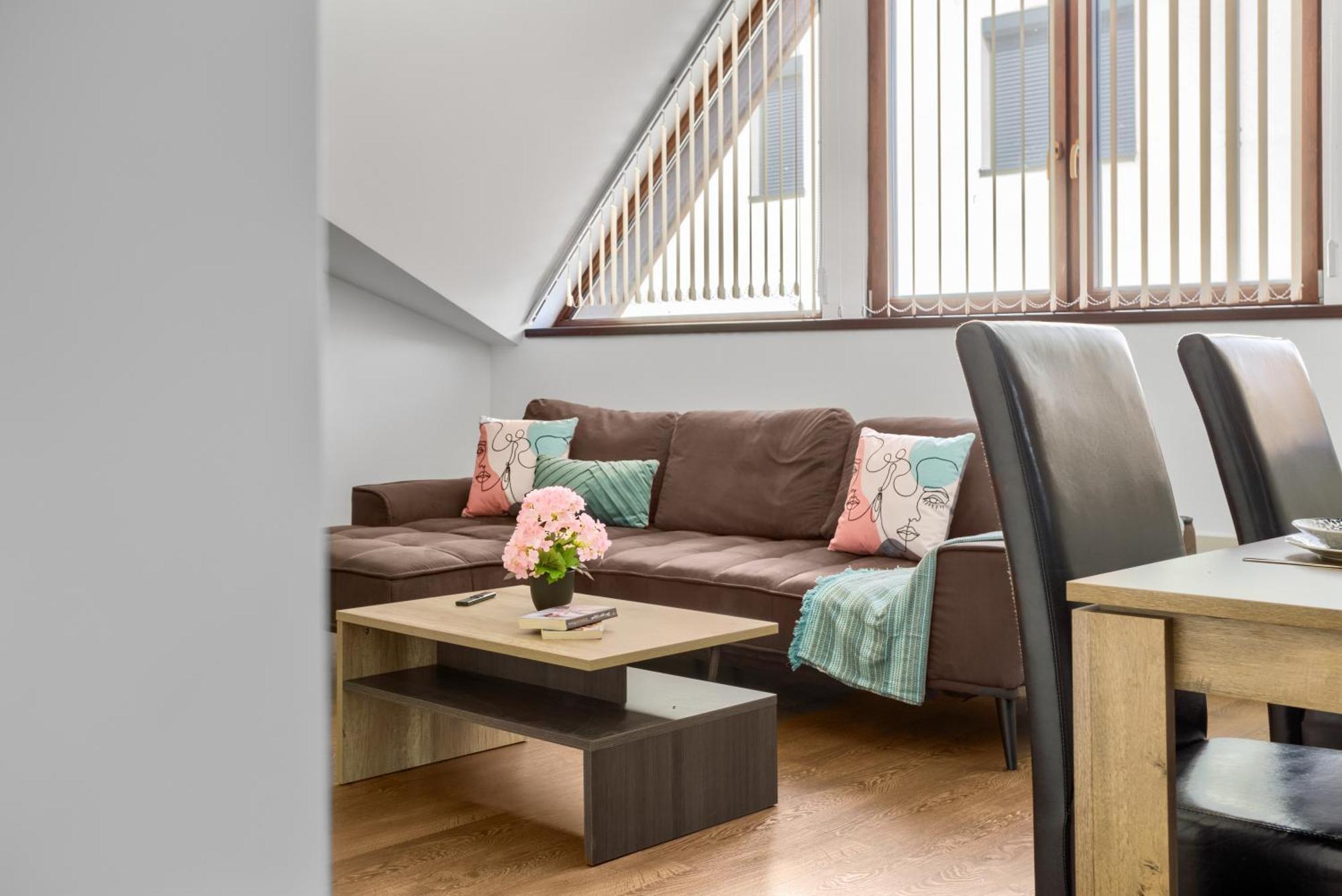 Ari Central Grand Apartments - Luxurious Stay アラド エクステリア 写真