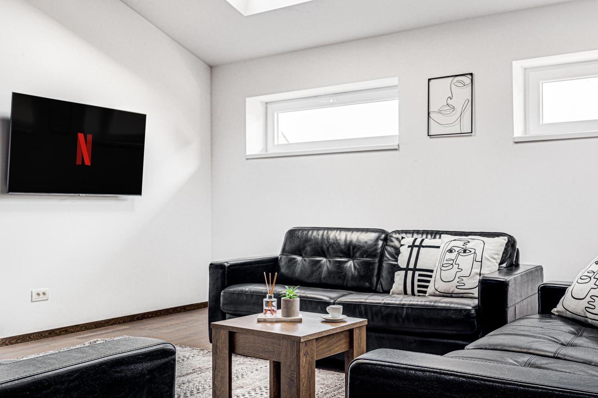 Ari Central Grand Apartments - Luxurious Stay アラド エクステリア 写真